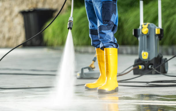 Best Concrete Pressure Washing  in Willmar, MN